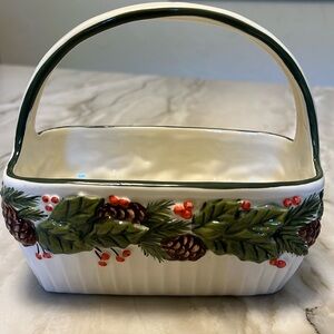 Gorgeous glass Christmas basket by International Bizarre